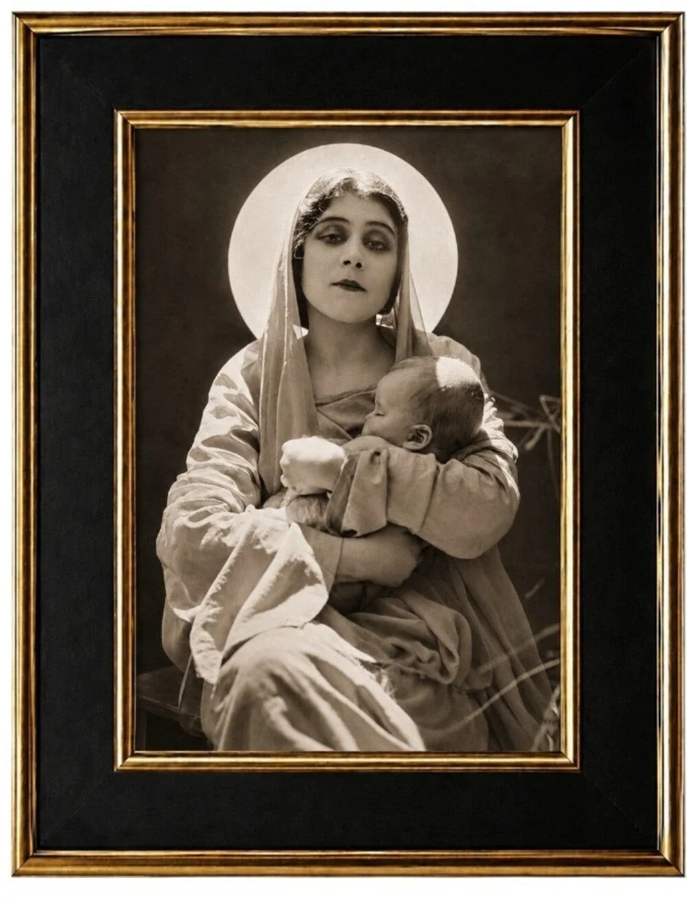 Theda Bara Actress 1900s CLassic Silent film Vintage Hollywood Framed photo Art